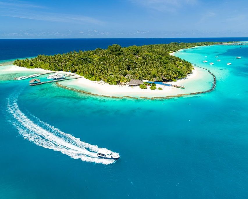 Kuramathi Island Resort