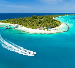 Kuramathi Island Resort