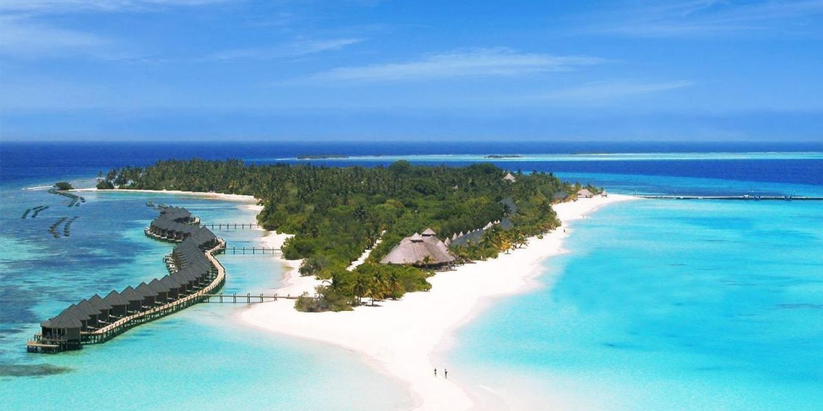 Malediwy na 8 dni w grudniu: 4⋆ hotel od 19 192 zł
