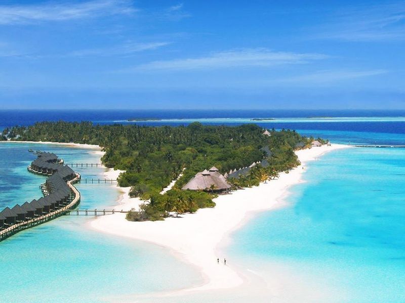 Kuredu Island Resort & Spa