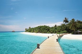 Reethi Faru Resort