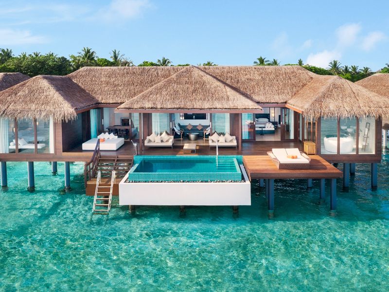 Sheraton Maldives Full Moon Resort & Spa