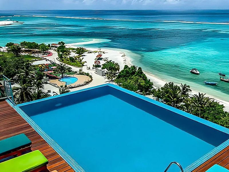 Triton Prestige Seaview & Spa