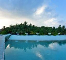 Vakarufalhi Island Resort