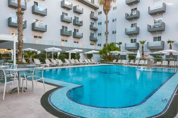 Bora Bora Ibiza Malta Resort
