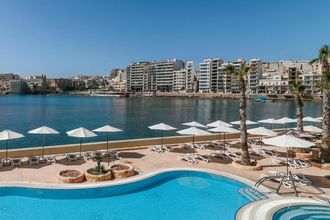 Cavalieri Art St Julians