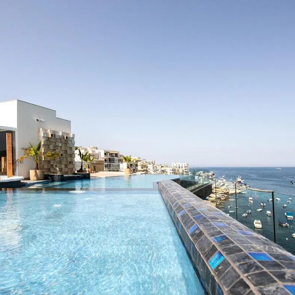 Damare Resort & Spa