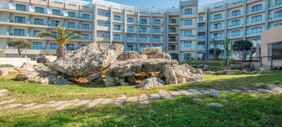 Doubletree By Hilton Malta (ex. Dolmen Resort)