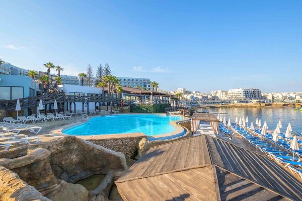 Doubletree By Hilton Malta (ex. Dolmen Resort)