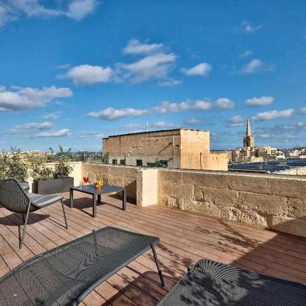 La Falconeria — La Valetta, Malta