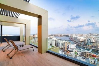 Mercure St Julians