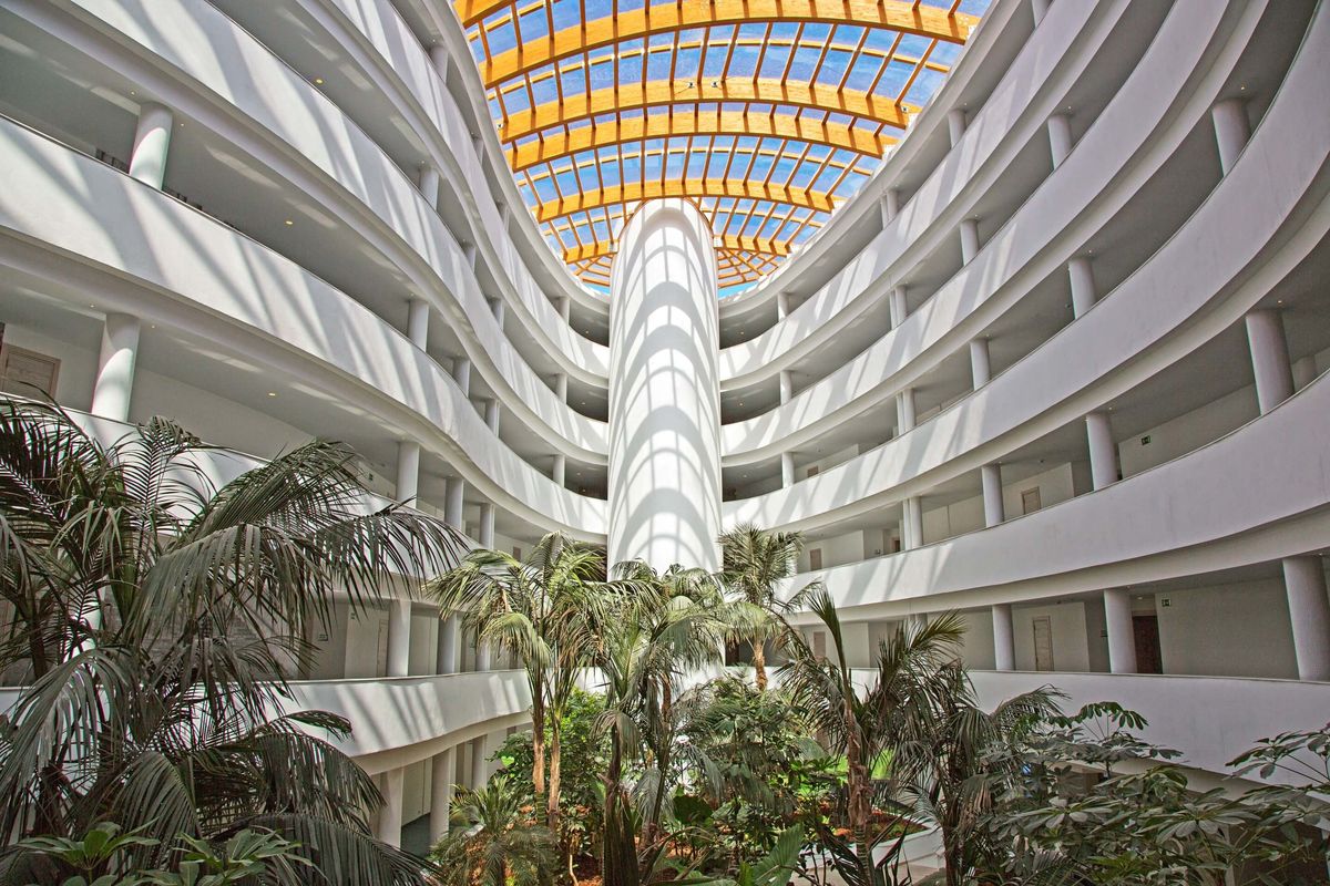 Ramla Bay Resort - teren hotelu