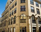 Mamaison Residence Diana