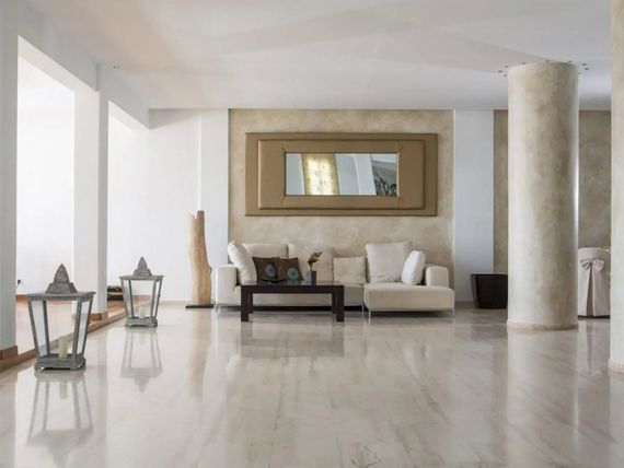 teren hotelu, recepcja / lobby