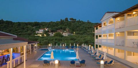 pool bar, basen, obiekt