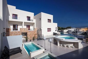 Mar n Mar Crown Hotel & Suites (ex. Crown Suites)