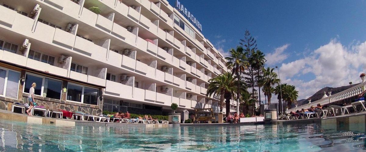 obiekt, teren hotelu, basen