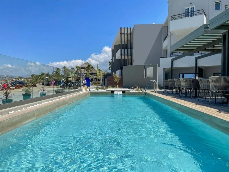 Mare Blue & Suites