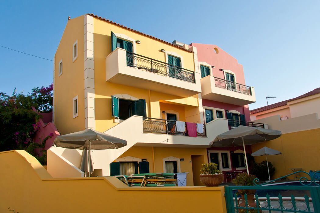 teren hotelu, budynek główny