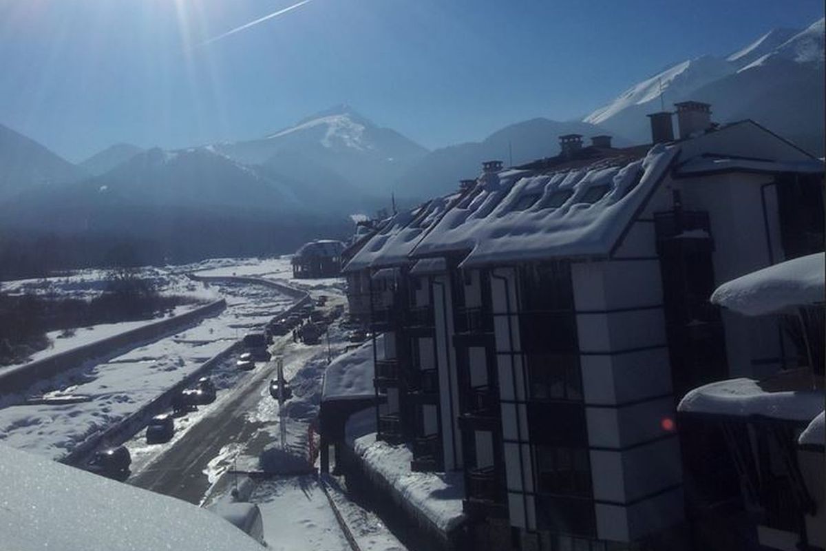 obiekt, budynek główny