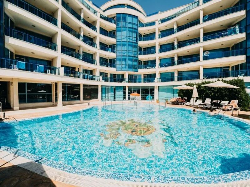 Marina Holiday