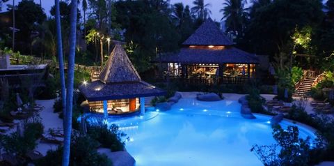 teren hotelu, pool bar, basen