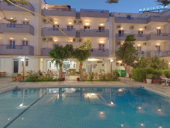teren hotelu, basen