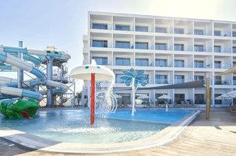 Maris Grand Aquapark