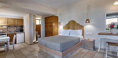 kuchnia / aneks kuchenny, łazienka, pokój