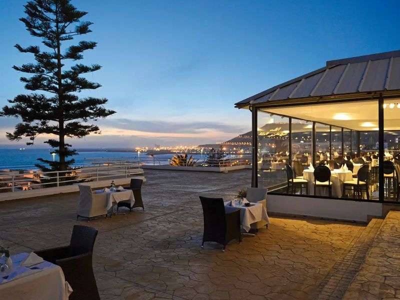 Anezi Tower Hotel & Apartments (ex Golden Tulip)