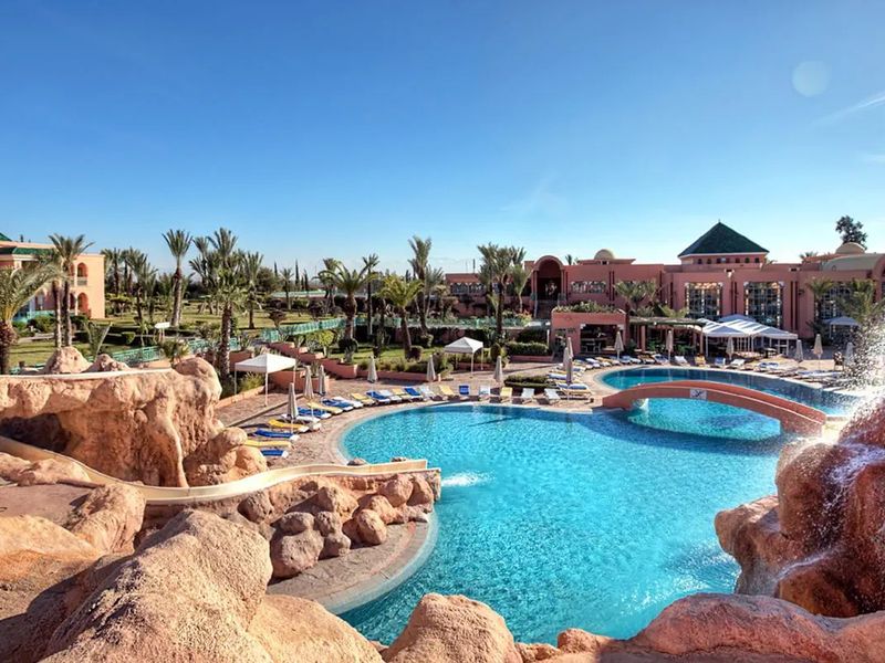 Club Sungo by Pickalbatros