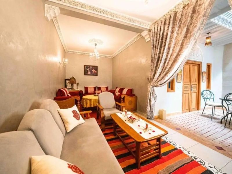 Riad Kiyanjana