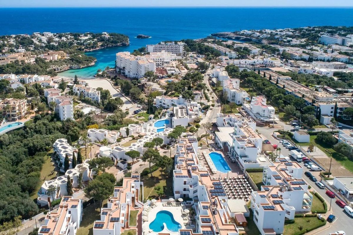 obiekt, teren hotelu