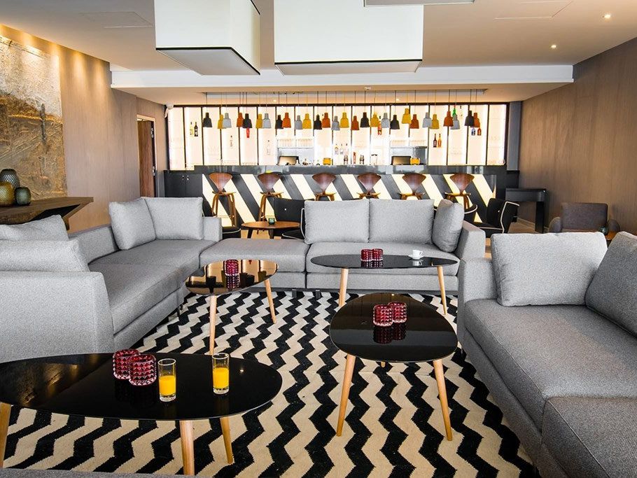 teren hotelu, drink bar