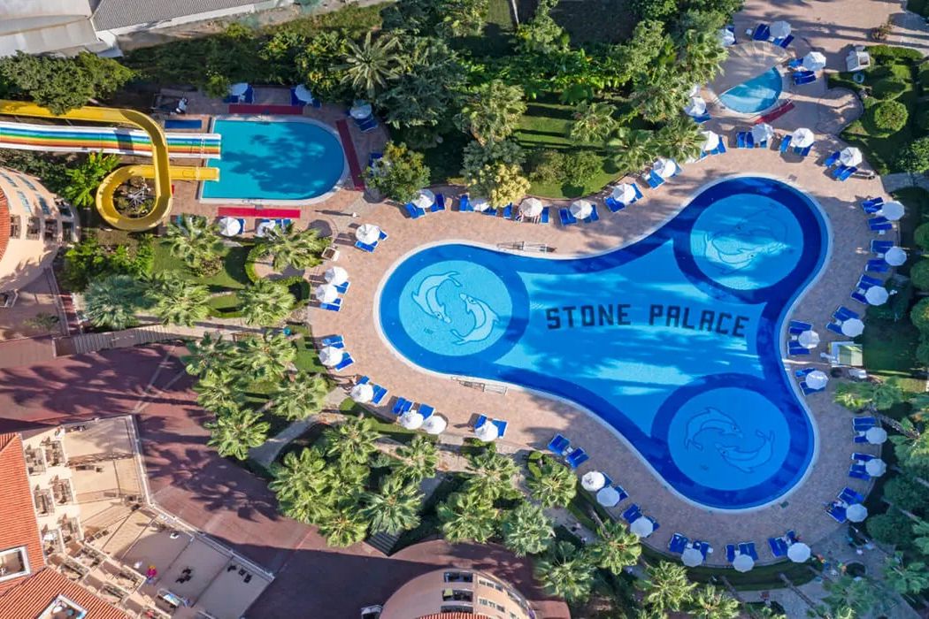 basen, zjeżdżalnia