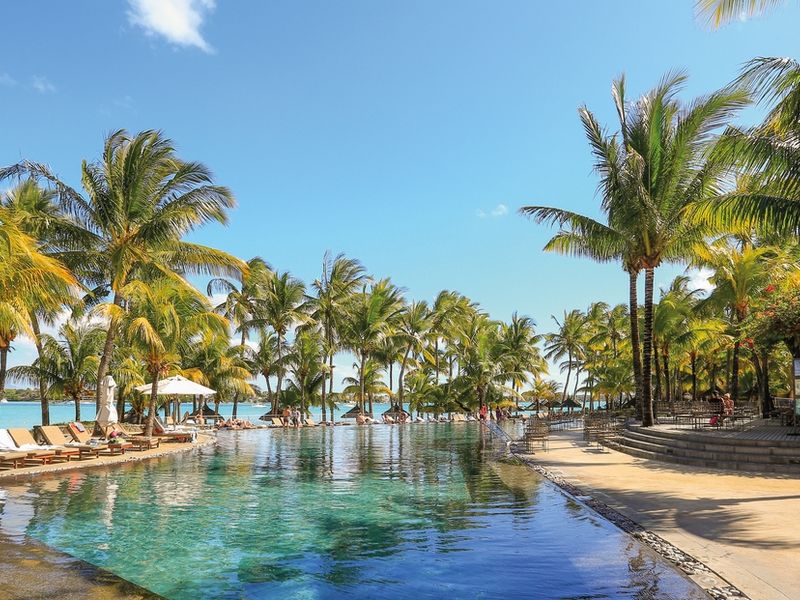 Mauricia Beachcomber Resort & Spa