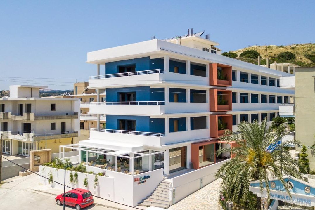 budynek główny, teren hotelu