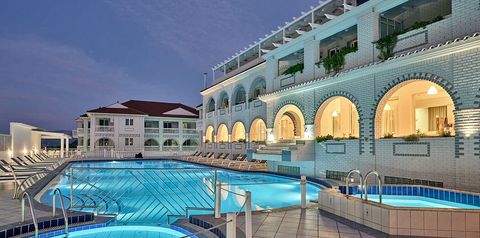 budynek główny, basen