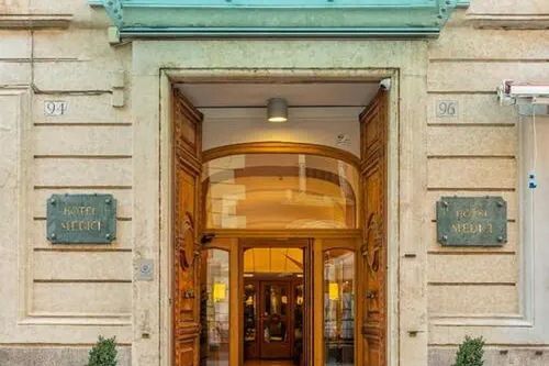 budynek główny, obiekt