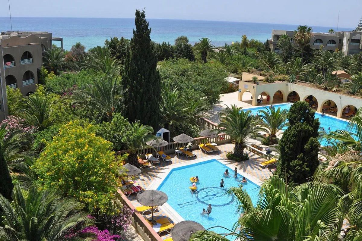 teren hotelu, basen