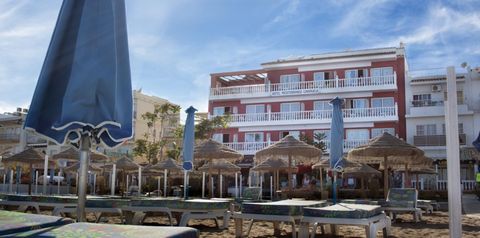 teren hotelu, budynek główny