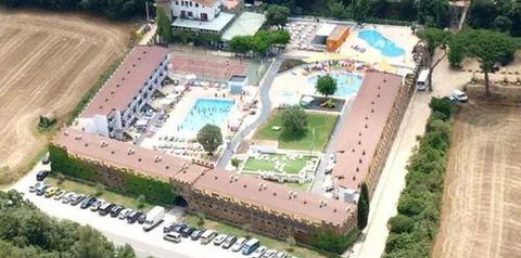 basen, teren hotelu
