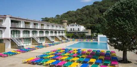 obiekt, teren hotelu, basen