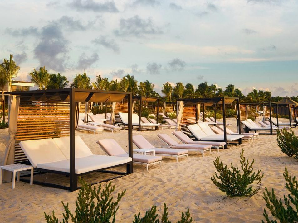 teren hotelu, plaża