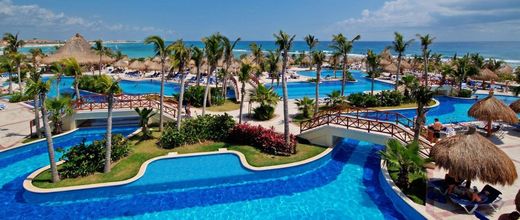 Bahia Principe Luxury Akumal