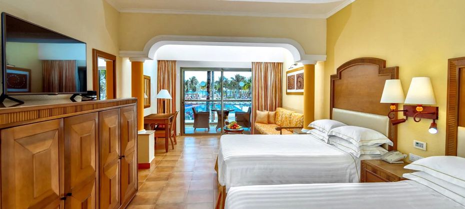 Barcelo Maya Grand Resort