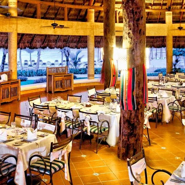 Barcelo Maya Grand Resort