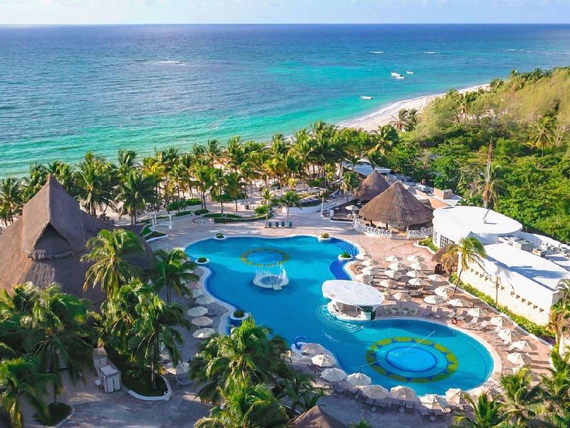 Catalonia Royal Tulum