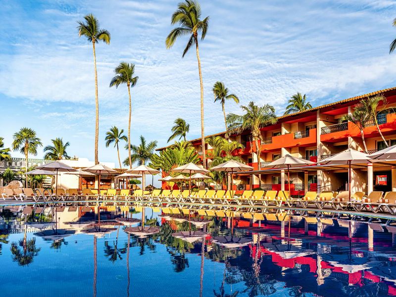 Crown Paradise Club Puerto Vallarta