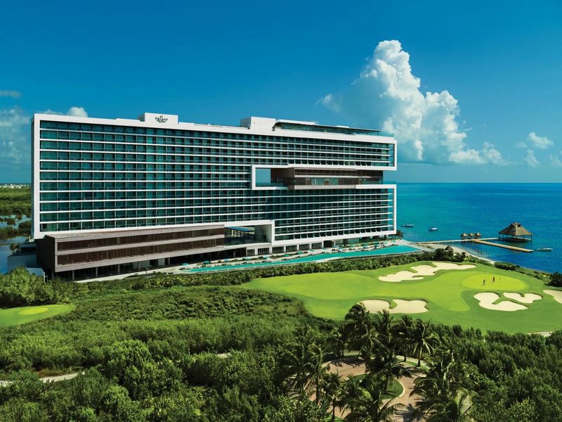 Dreams Vista Cancun Golf &amp; Spa Resort 5*